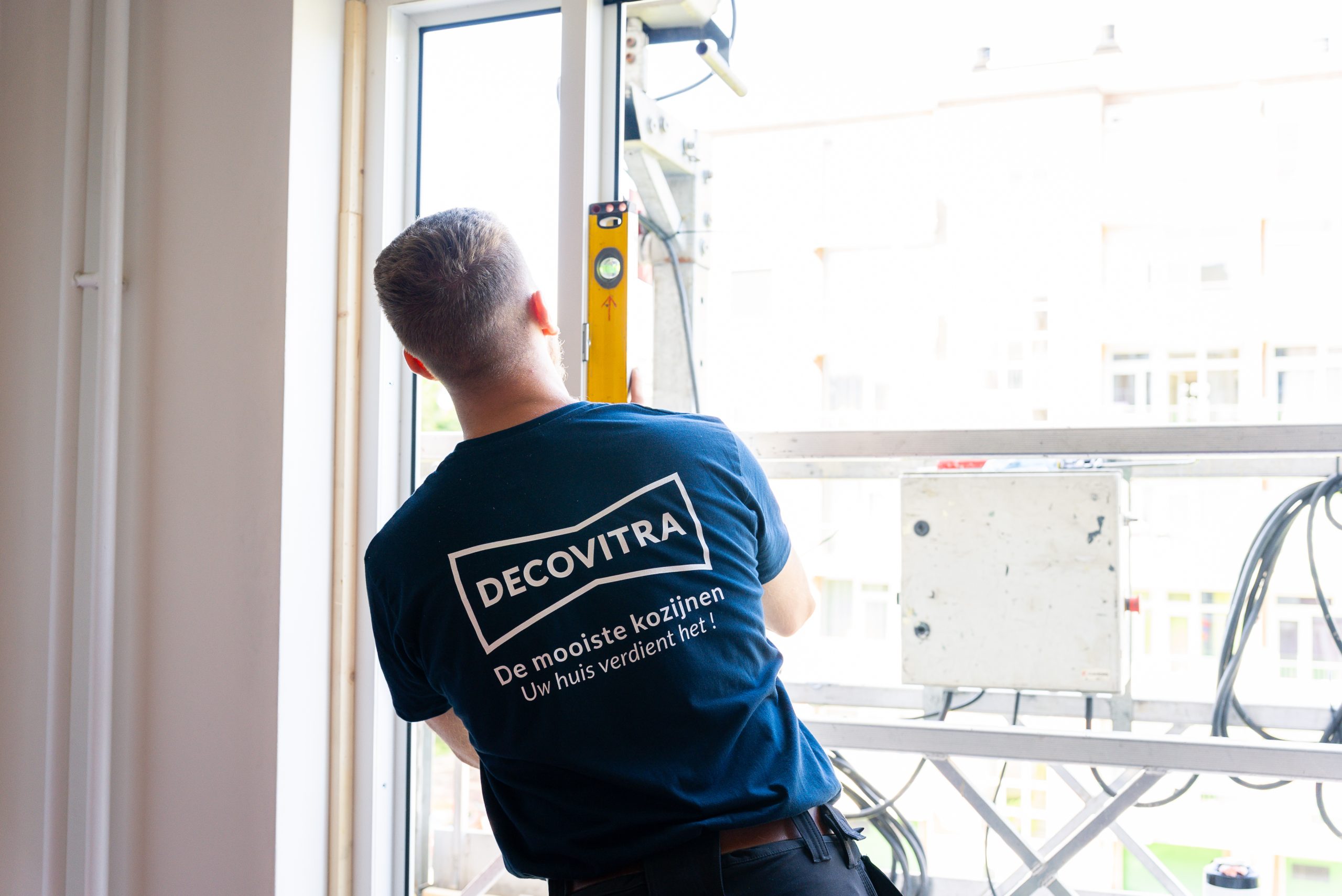 Decovitra_monteurs VvE precisie