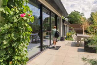 Decovitra_aluminium Decominimal 4 vleugels jongen rugzak villa2 Rdam