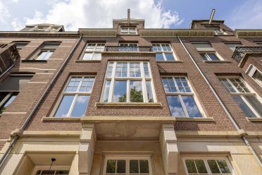 Decovitra_meranti voorgevel herenhuis Adam 1