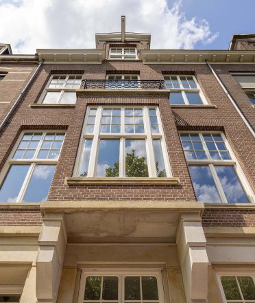 Decovitra_meranti voorgevel herenhuis Adam 1